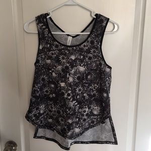 NWOT lululemon floral singlet tank